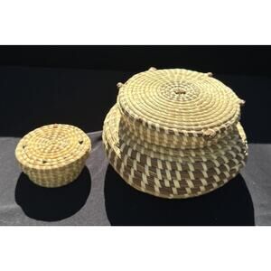 2 Beautiful Vintage Charleston S. Carolina Sweet Grass Baskets With Lids Nice!